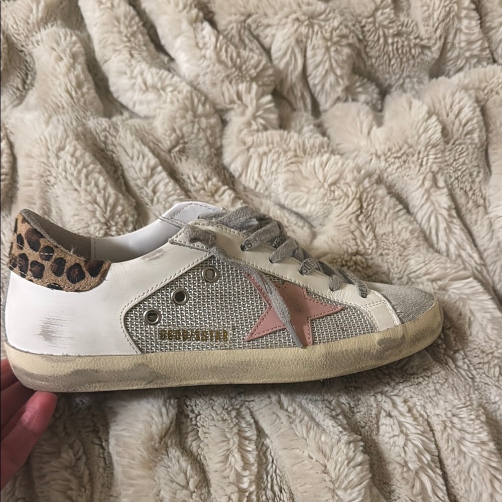 Golden Goose Women's Sneakers - Pink and White